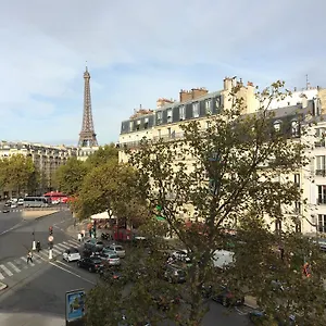 Apartment Tour Eiffel, Paris
