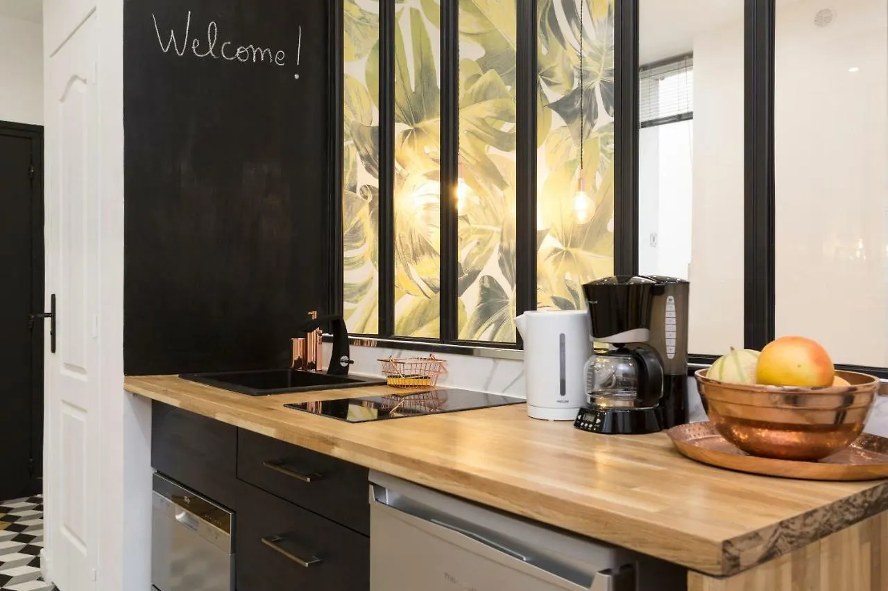 Studio D'Architecte Au Pied De Tour Eiffel Apartment Paris France
